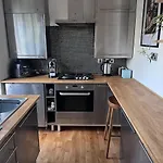 1 Bed Flat Close To Portobello Rd