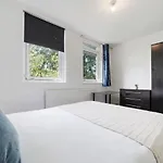 Maida Hill Hububb Stay