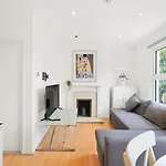 Portobello Bolthole