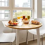 Skyline Loft Life In Old Street Up To 6 People!