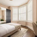 The Notting Hill Base - Charming 2Bdr With Balcony