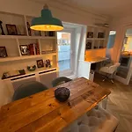 Stylish Cosy Rooftop Flat In Maida Vale
