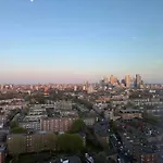 Luxury Skyline 1Br Apartment Central London