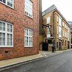 Blueground London Bridge Nr London Br Station Lon-246