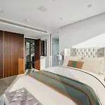 5 Million Pound Luxury Penthouse Tower Bridge Sleeps 8 Private Jacuzzi