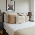Timeless Elegance In Haggerston