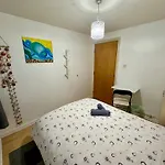 Cozy Room Close To Canary Wharf, The O2 And Excel London