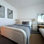 Estatesmen Mayfair Bond Street Flat