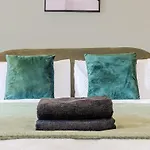 Holborn Modern Flat