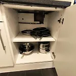 4 Person Room 3Min From South Wimbeldon Tube Station Room2