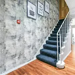 Stylish London Basement Flat With Patio Near Edgware Road & 6Mins Walk To Marble Arch Station