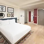 Hampton By Hilton London City