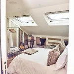 Chelsea Penthouse Suite With Terrace