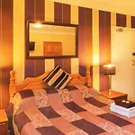 Hotel 261