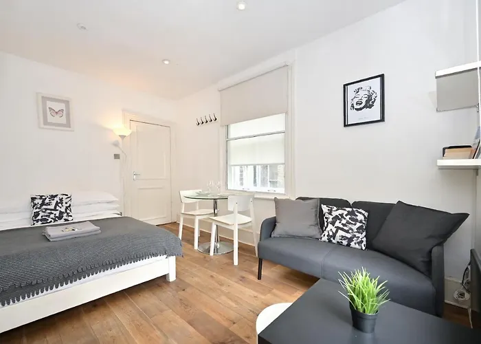 Stylish Central Soho Studio\'S