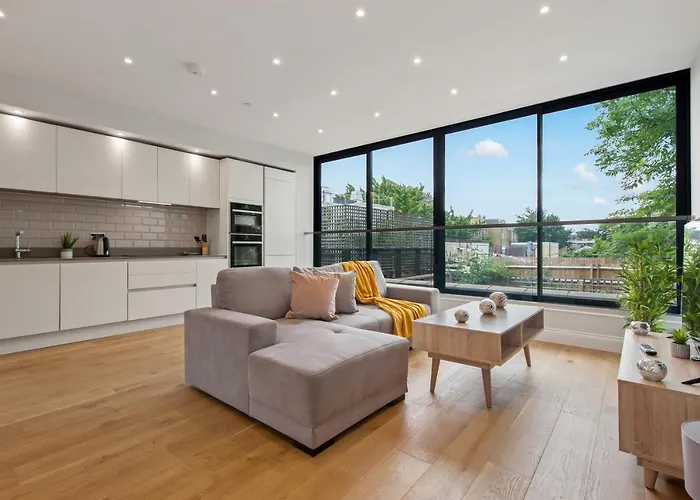 Mysquare Dalston Three Bed Apartment
