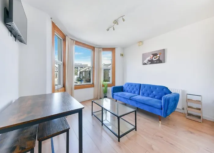 Cozy 1-Bed Apartment In Brixton