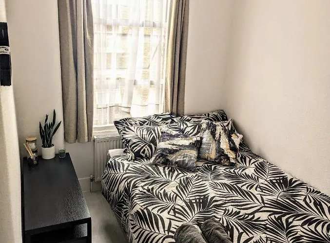 2 Bed Flat In The Heart Of Marylebone