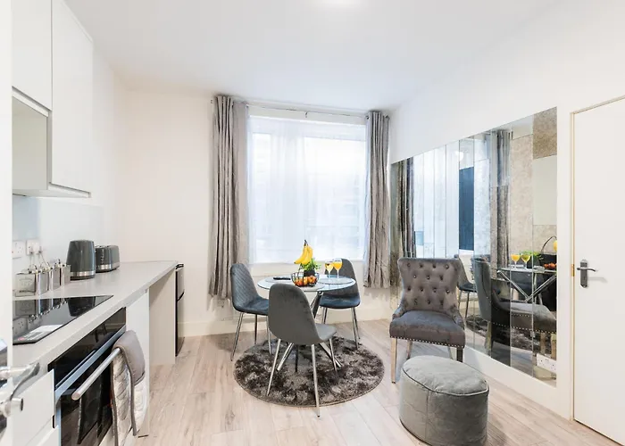 Cozy 1 Bedroom Apartment, 30 Mins To Oxford Street By Tube C