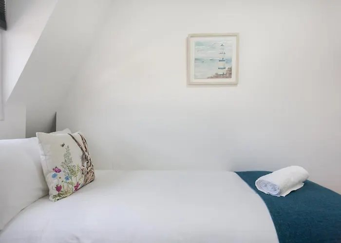Holloway Budget Apartment - 1 Minute To Emirates Stadium - Next To Station - City Center