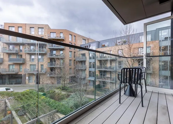 Elegant & Serene 2Bd Flat Wroof Terrace Hoxton!