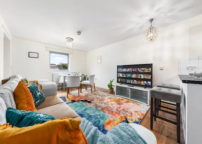 Modern Spacious 1 Bedroom Flat In Camden