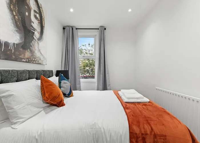 Cosy 1 & 2 Bedroom Apartments Central London Zone 1