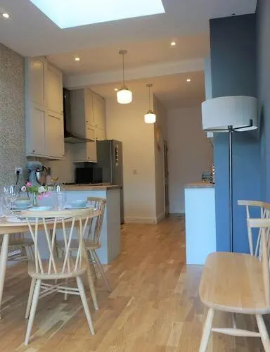 Lovely 1-Bedroom Flat In Wimbledon