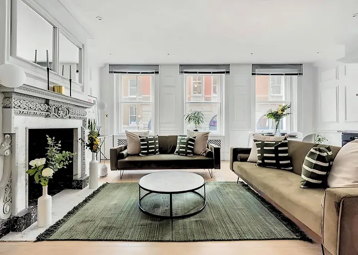 Welcome London - Stay At The Piazza!
