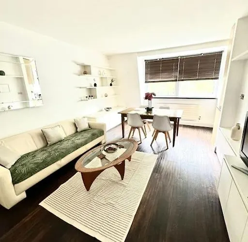 2Bed Flat In The Heart Of London