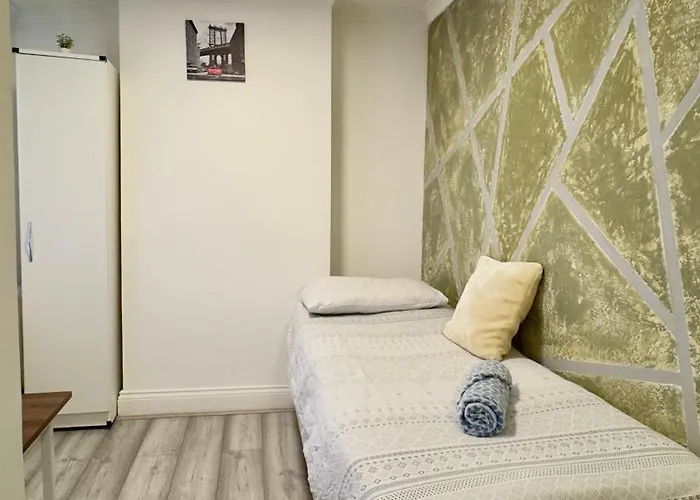 Single Room 9