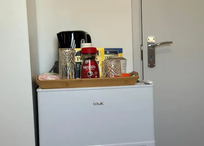 Hlm Property Single Room Only
