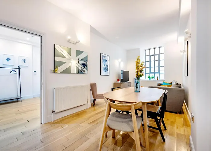 ARCORE Premium Rental Drury Lane