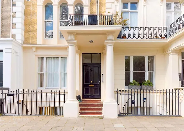 Central London 4-Sleeper Oasis