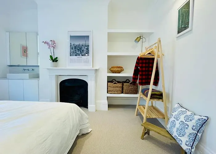 Family House Up To 8Ppl With Rooftop Terrace