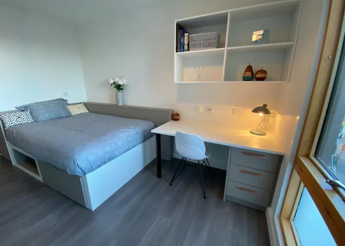 Student Only, Private Rooms With Ensuite Bathrooms