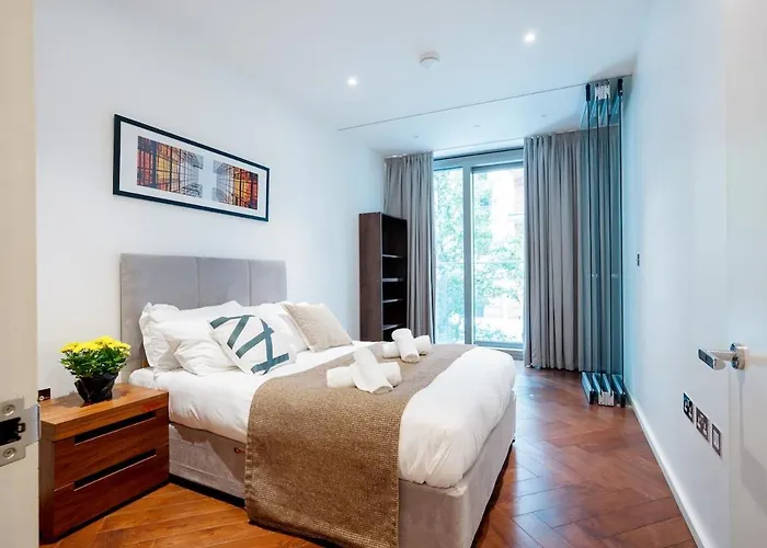 Luxury 2Brs Maisonette Near Battersea Power