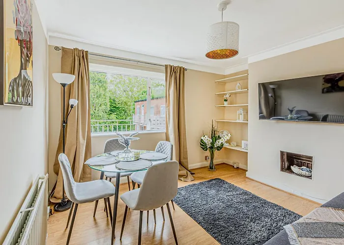 Charming 2Br Apartment With Communal Garden In Acton