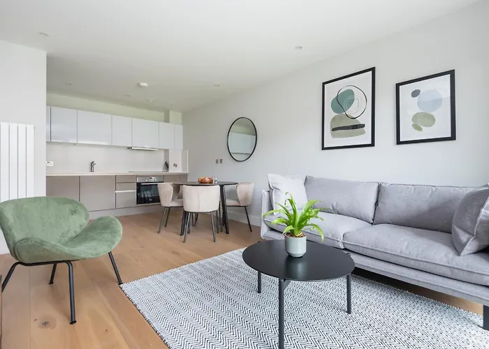 Montana Apartment - Modern Comfort & Prime Location