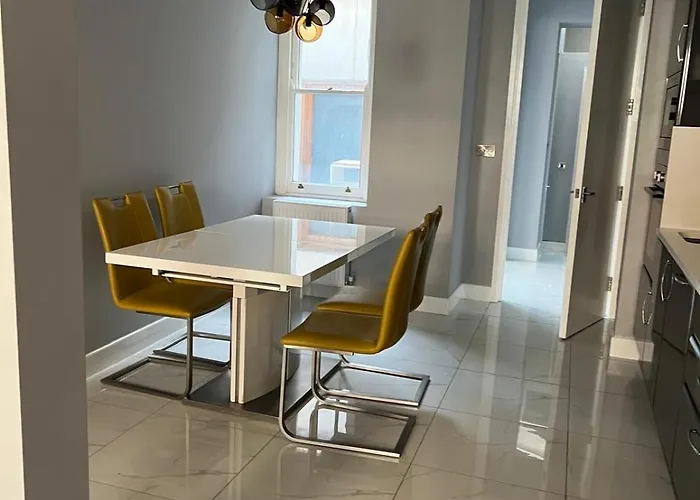 Holborn Central London Beautiful One Bedroom Flat