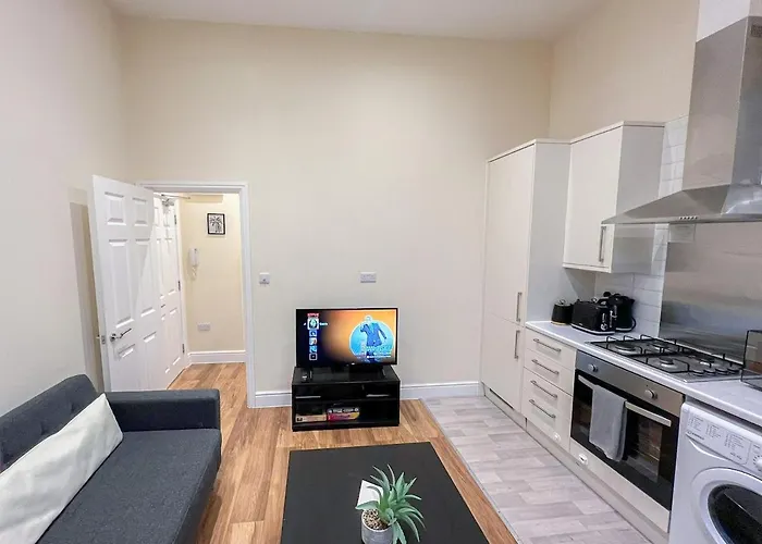 Cosy 2-Bedroom Flat With Free Wi-Fi In Shepherds Bush Near Westfield