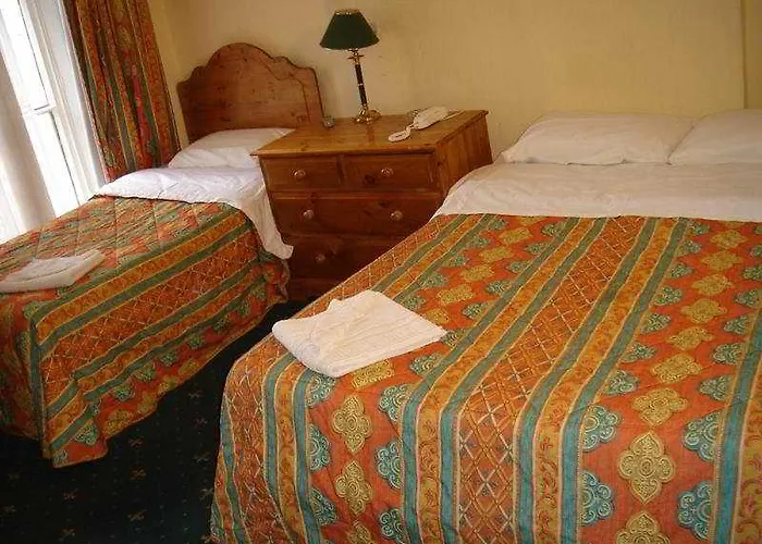 Camelot House Hotel