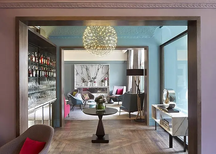 Signature Townhouse London Hyde Park