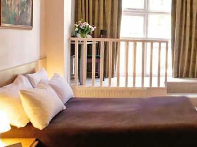 Avni Kensington Hotel 3*