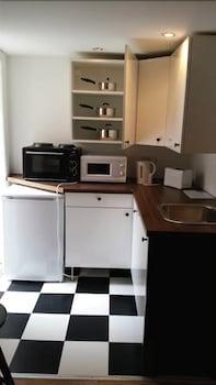 Shepherd's Bush Flats Apartment *