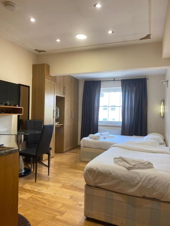 Lovely Studio Fits 3 Near Hyde Park-r22-building32 Apartment *
