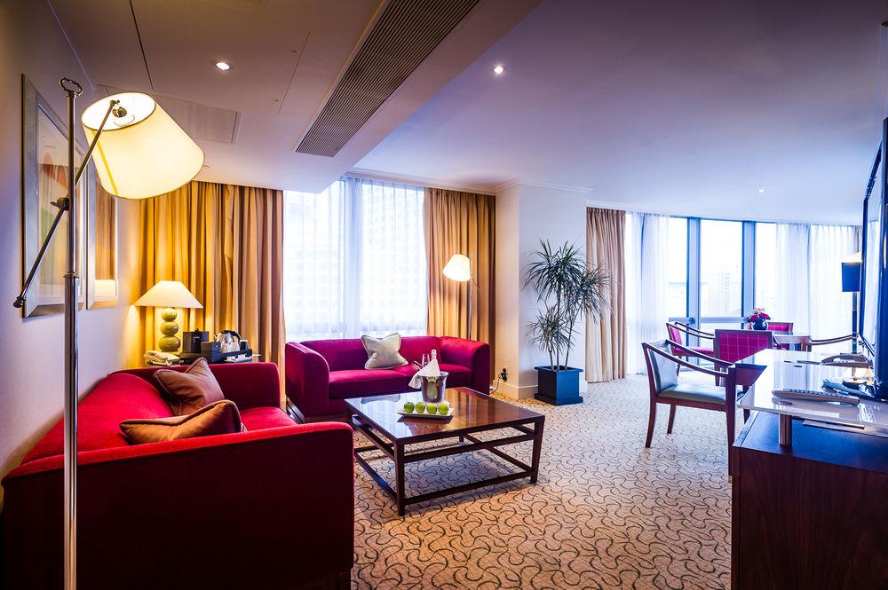 Marriott Canary Wharf 5*