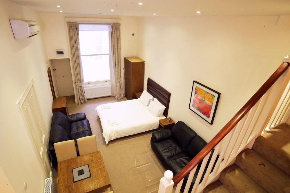 Oxbridge 4* London