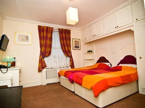 Maranton House Hotell