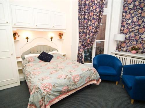 Maranton House Hotell 3*